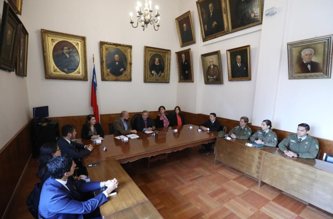 18.04.-Subsecretario-Vergara-Convenio-U.-de-Chile-2